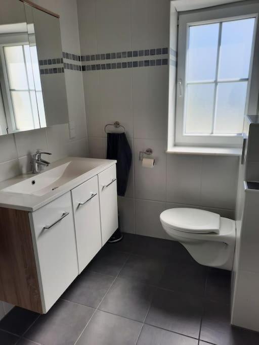 Stilvolle 2-Zimmer-Wohnung, 75Qm In Lohr Exteriér fotografie